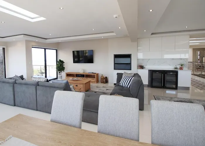 C\' La Vie Luxury Accommodation